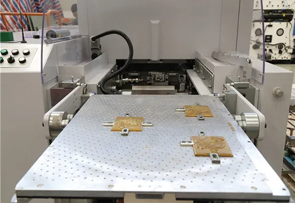 Quick-Change Honeycomb Plate
